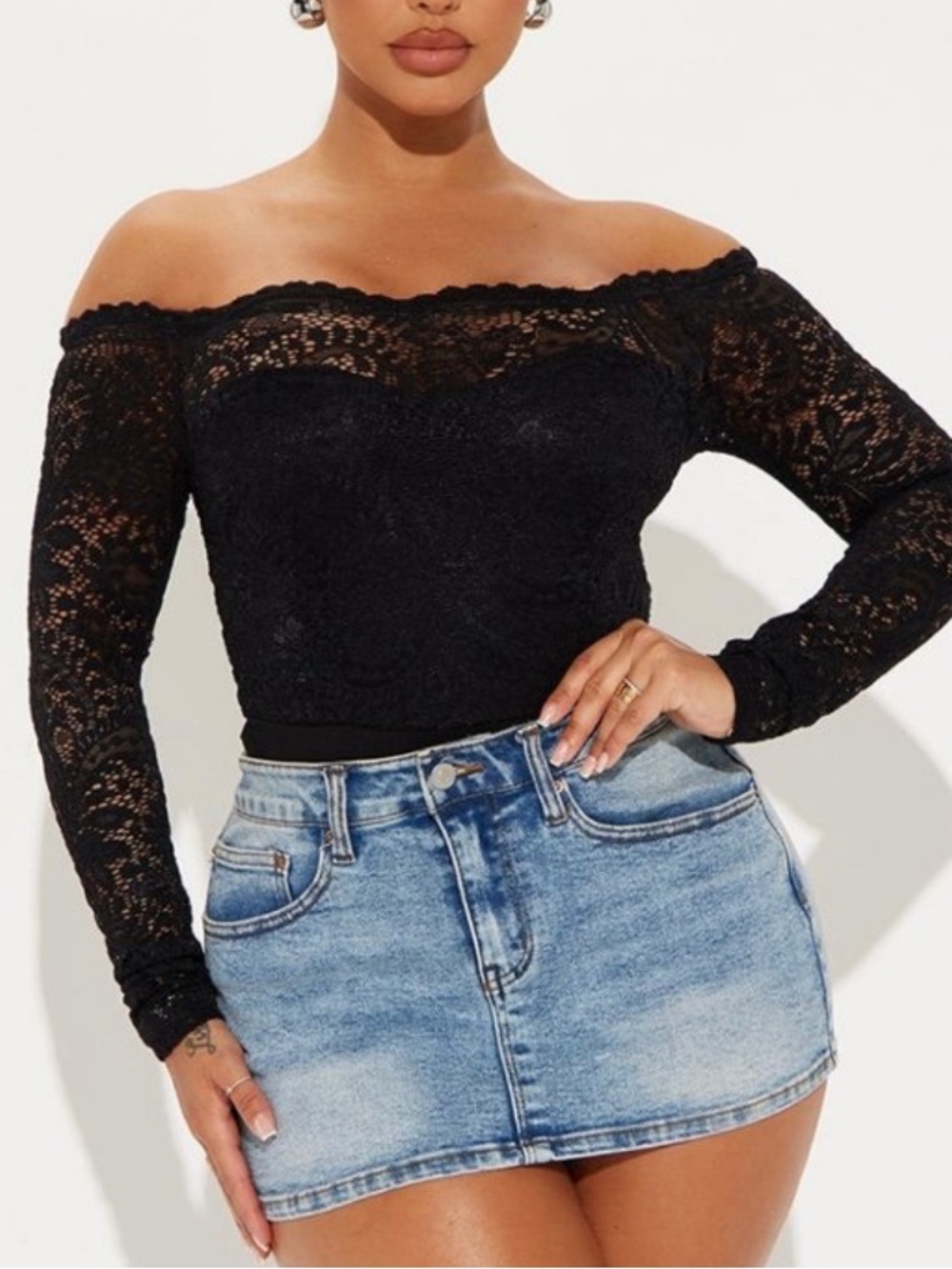 Fashion Nova Black Off-Shoulder Lace Long-Sleeve Bodysuit
